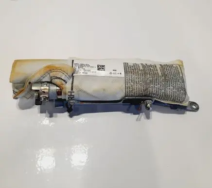 Volkswagen Jetta VI Seat airbag 5C0880242