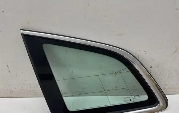 Volvo XC60 Rear side window 31108776
