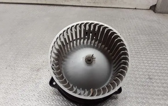 Mazda 2 Heater fan/blower 8727000690
