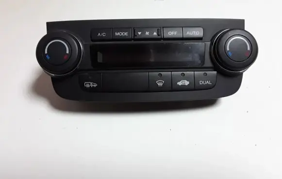 Honda CR-V Air conditioner control unit module 79600SWYWE4
