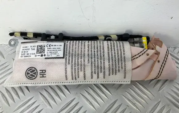 Volkswagen Golf VII Seat airbag 5G0880242
