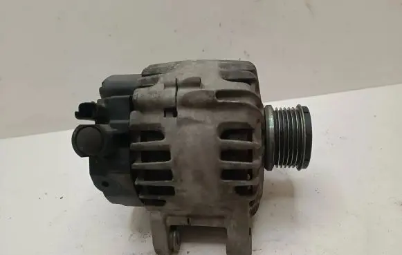 Citroen C4 Cactus Generator/alternator 9810971880 2624851A 21400504