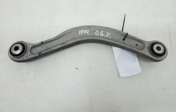 Rear control arm