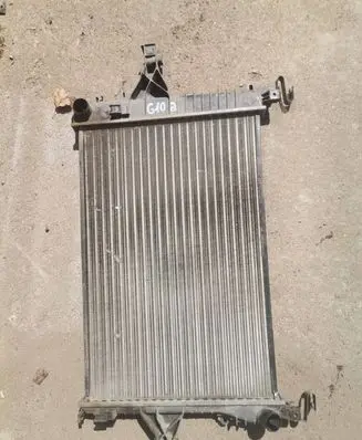 Volvo V70 Coolant radiator