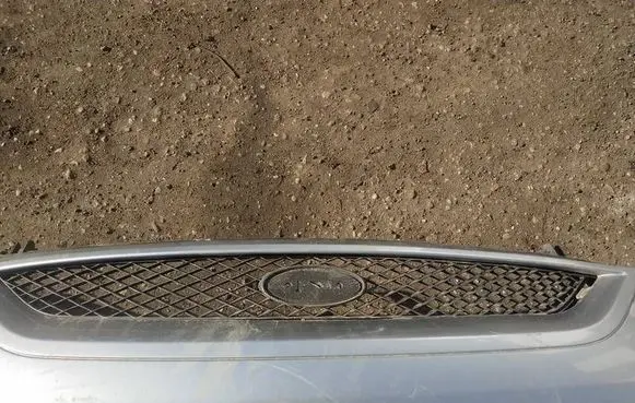 Ford S-MAX Front grill