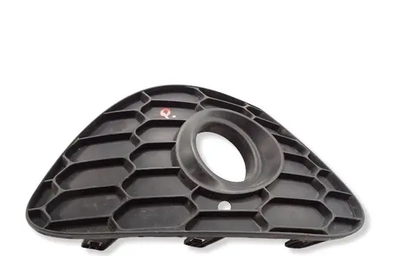 Alfa Romeo Giulietta Front bumper lower grill 156085907 C570