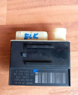 Coolant fan relay