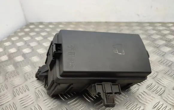Volkswagen PASSAT B8 Fuse box set 5Q0907361B