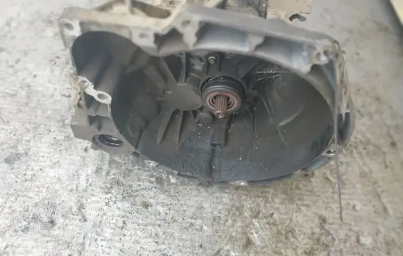 Ford Fiesta Manual 5 speed gearbox 2n1r7002fa 2n1r7f096ab