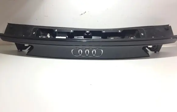 Audi A7 S7 4G Tailgate/trunk spoiler 4G8827086 4G8827099 4G8827026