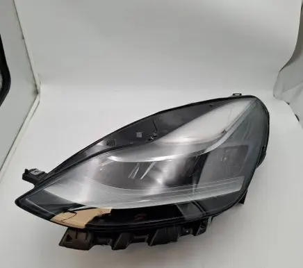 Tesla Model Y Headlight/headlamp 151495220E