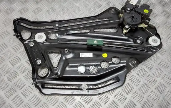 Audi A3 S3 8V Rear door window regulator with motor 8V7839397B