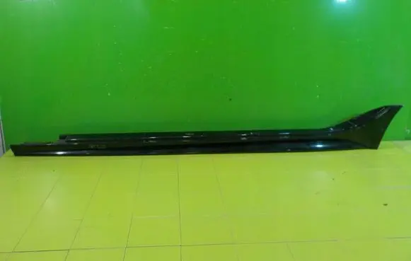 Jaguar XF X260 Side skirt front trim XP261
