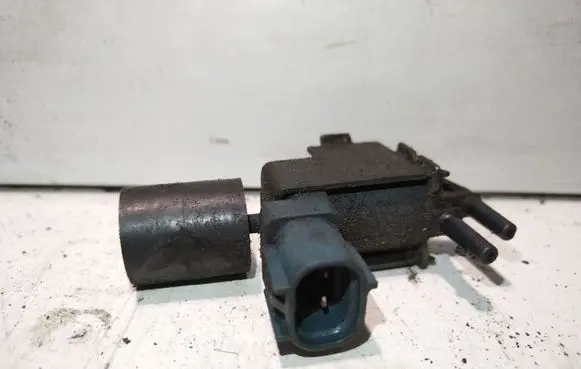 Ford Connect Vacuum valve 