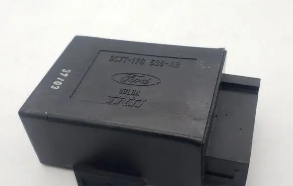 Ford Mondeo Mk III Light module LCM 3S7T17D539AB D3L0A