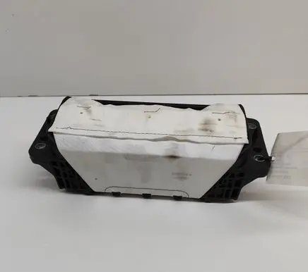 Passenger airbag