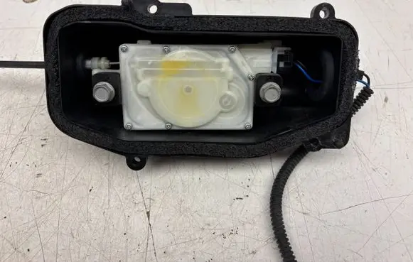 Nissan Leaf I (ZE0) Engine bonnet/hood lock/catch 657603NK0A