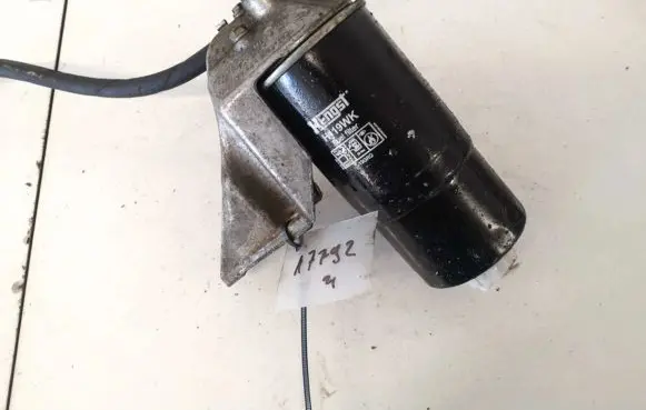 Audi A6 S6 C4 4A Fuel filter 074127445