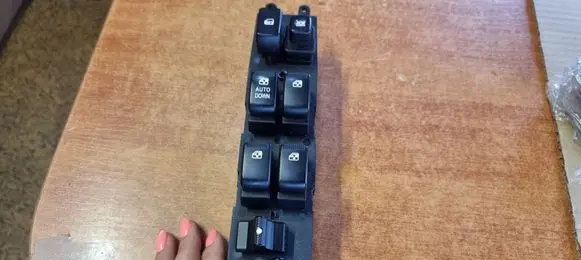 KIA Carnival Electric window control switch 935704D020KS A6BM0031 202004543