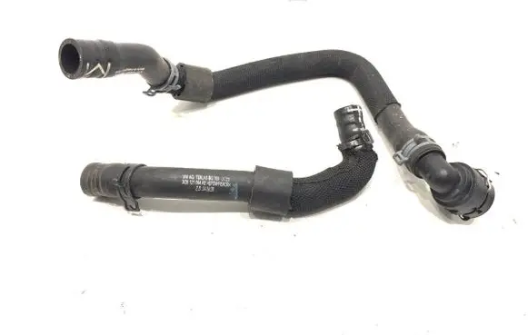 Skoda Superb B8 (3V) Engine coolant pipe/hose