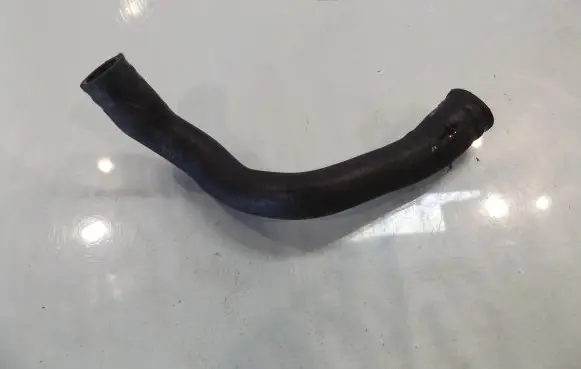 Skoda Fabia Mk2 (5J) Engine coolant pipe/hose