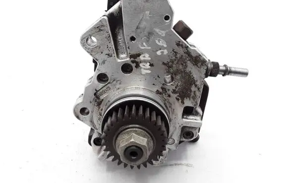 Renault Trafic II (X83) Fuel injection high pressure pump 8200385478