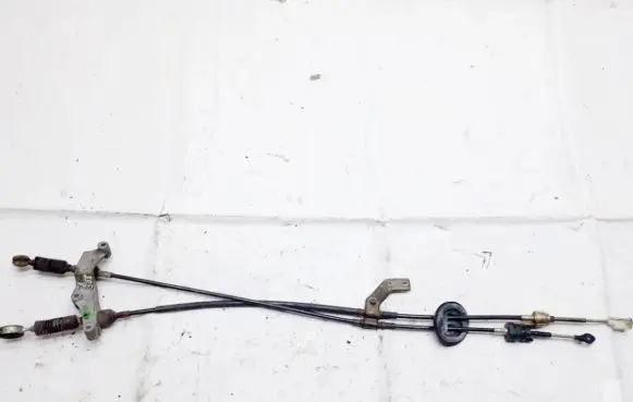 Gear shift cable linkage
