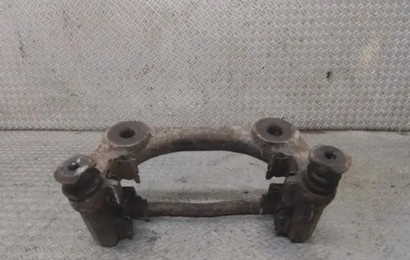 Mercedes-Benz Sprinter W906 Brake caliper pad carrier rear 