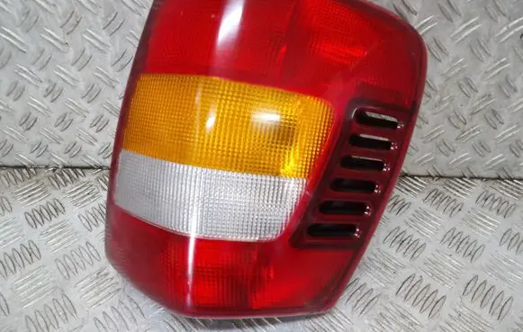 Jeep Grand Cherokee (WJ) Rear/tail lights 