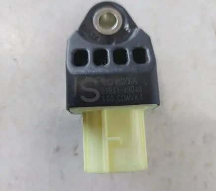 Lexus RX 450H Airbag deployment crash/impact sensor 8983148040