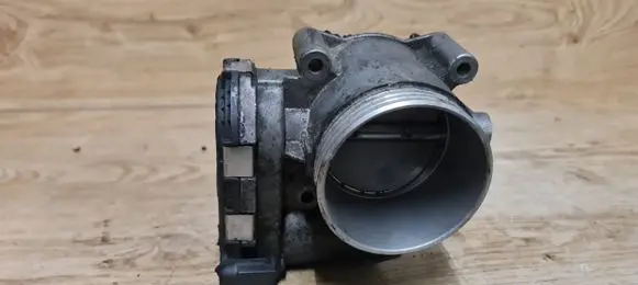 Volvo XC90 Throttle valve 30711554