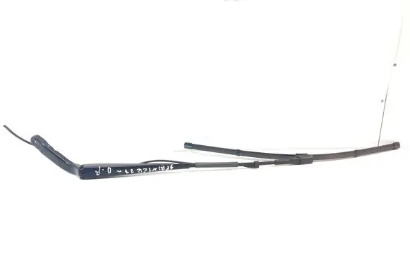 Mercedes-Benz Sprinter W907 W910 Front wiper blade arm A9108203300