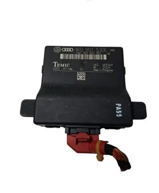 Volkswagen Golf V Gateway control module 1K0907530E 1K0907951