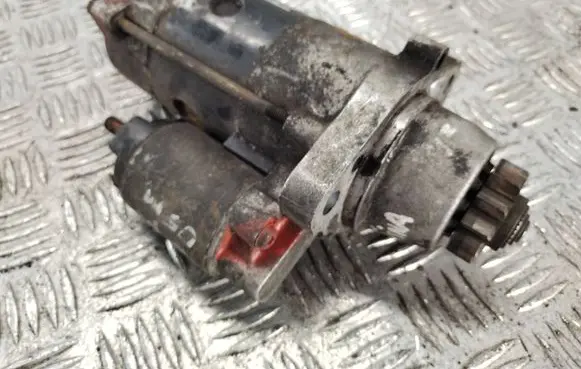 Nissan Almera Tino Starter motor
