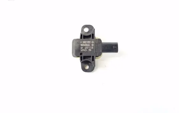 Mercedes-Benz ML W166 Airbag deployment crash/impact sensor A1668210351