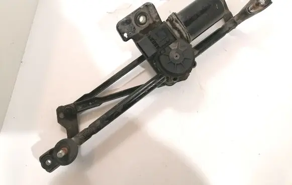 KIA Sportage Front wiper linkage and motor