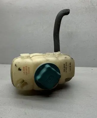 Volvo S70 V70 V70 XC Coolant expansion tank/reservoir cap 8683455 9445462