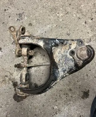 Opel Frontera B Front upper control arm/wishbone 