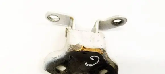 Toyota Highlander XU40 Rear door lower hinge