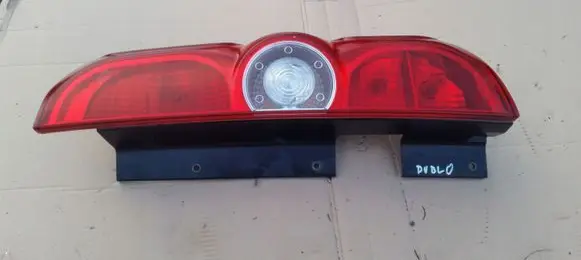 Opel Combo D Rear/tail lights 20570748