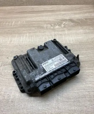 Peugeot 206 Engine control unit/module ECU 9661032980 0281012619