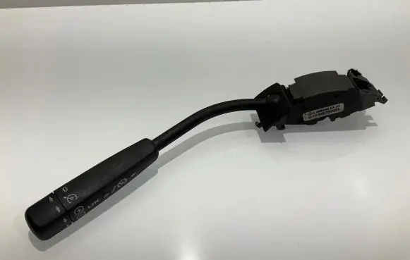 Mercedes-Benz E W210 Cruise control stalk A2085450324 8202729003
