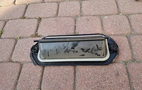 Opel Astra K Intercooler air guide/duct channel 39144985-