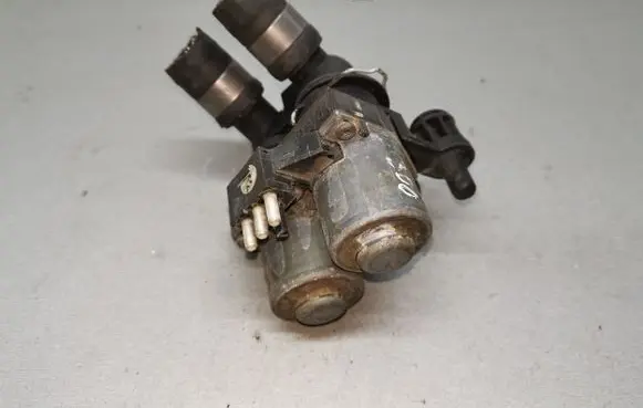 Mercedes-Benz E W210 Coolant heater control valve 0018307784 1147412114