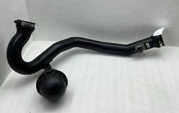 Audi A6 S6 C8 4K Turbo air intake inlet pipe/hose 4K0145673AL