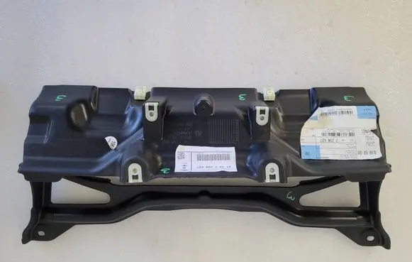 Intercooler air guide/duct channel