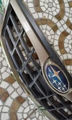 Subaru Impreza III Front grill