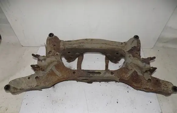 Nissan Qashqai Rear axle beam with reductor 16Visia