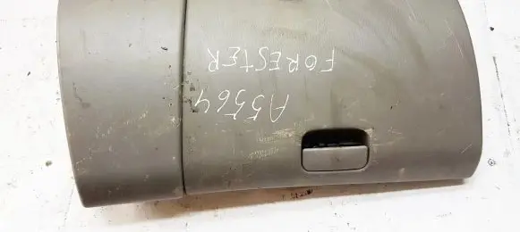 Subaru Forester SF Glove box