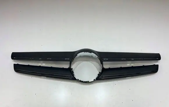 Mercedes-Benz GLA W156 Front grill A1568880260